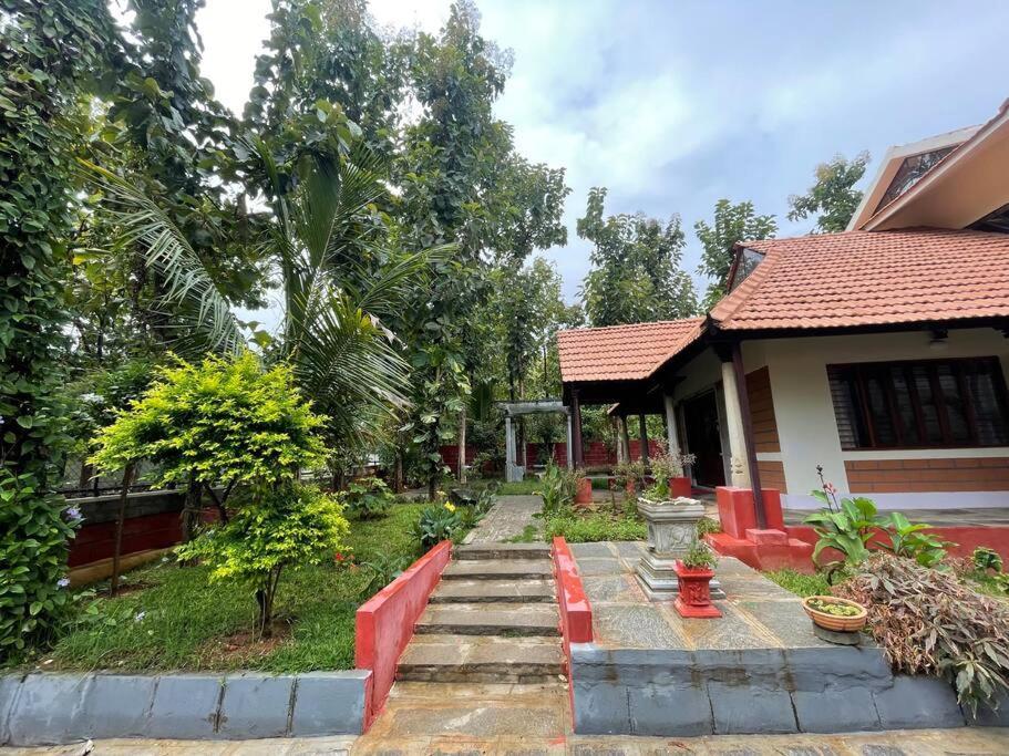 'Vrindavan' In Heritage City Mysuru Экстерьер фото
